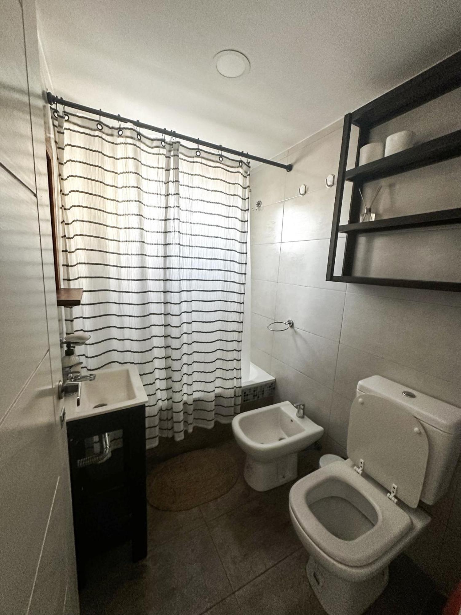 Departamento En Crespo A 4 Cuadras Del Movistar Arena Apartment *