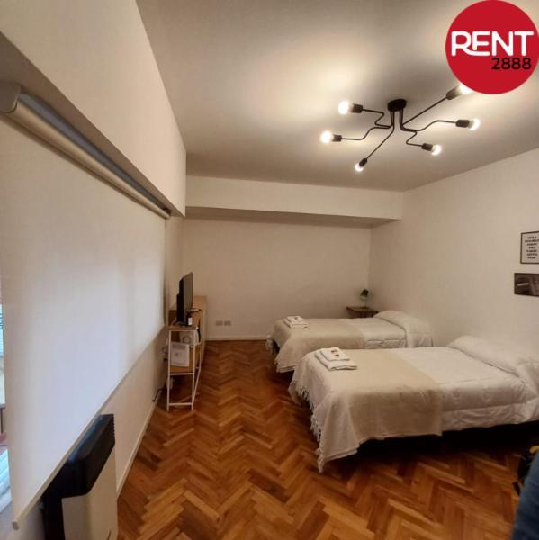 Rent Corrientes Y Gascon * Buenos Aires