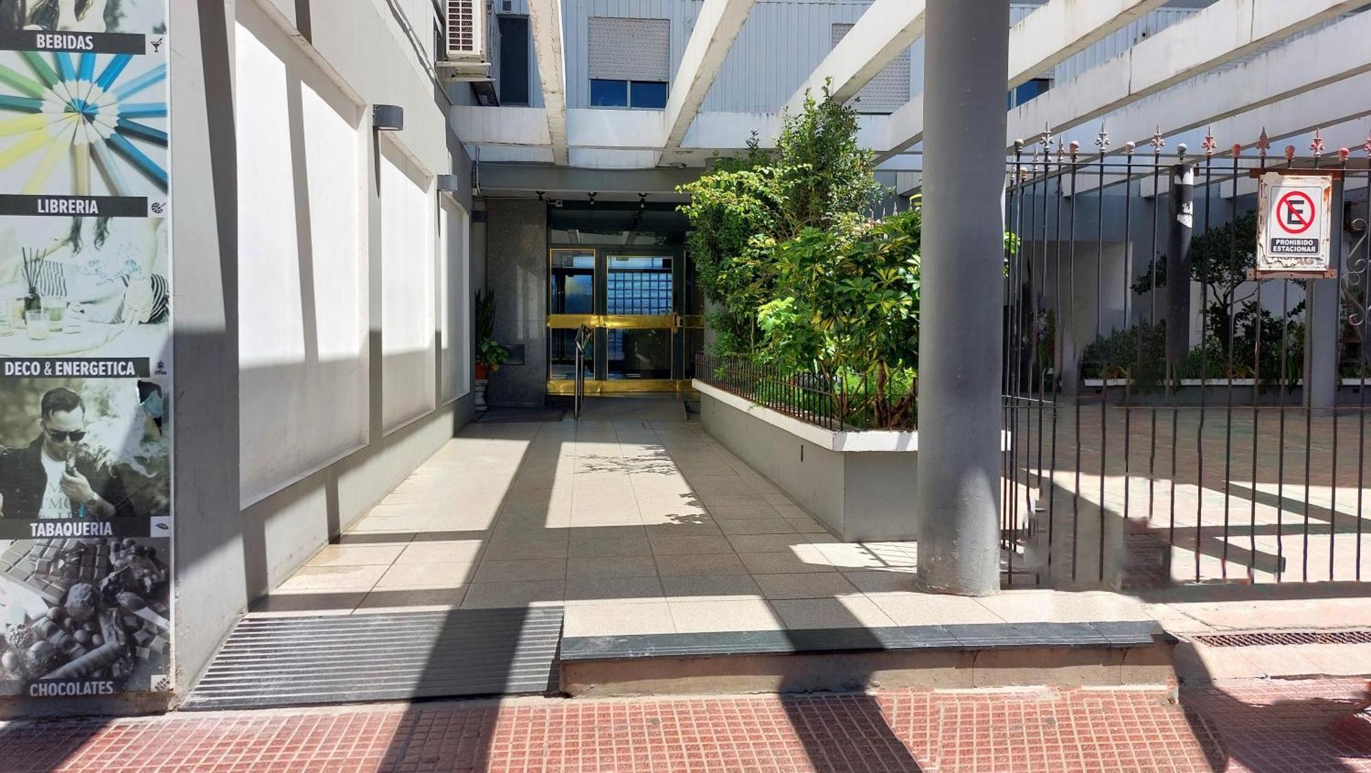 Apartment Inclan Feliz