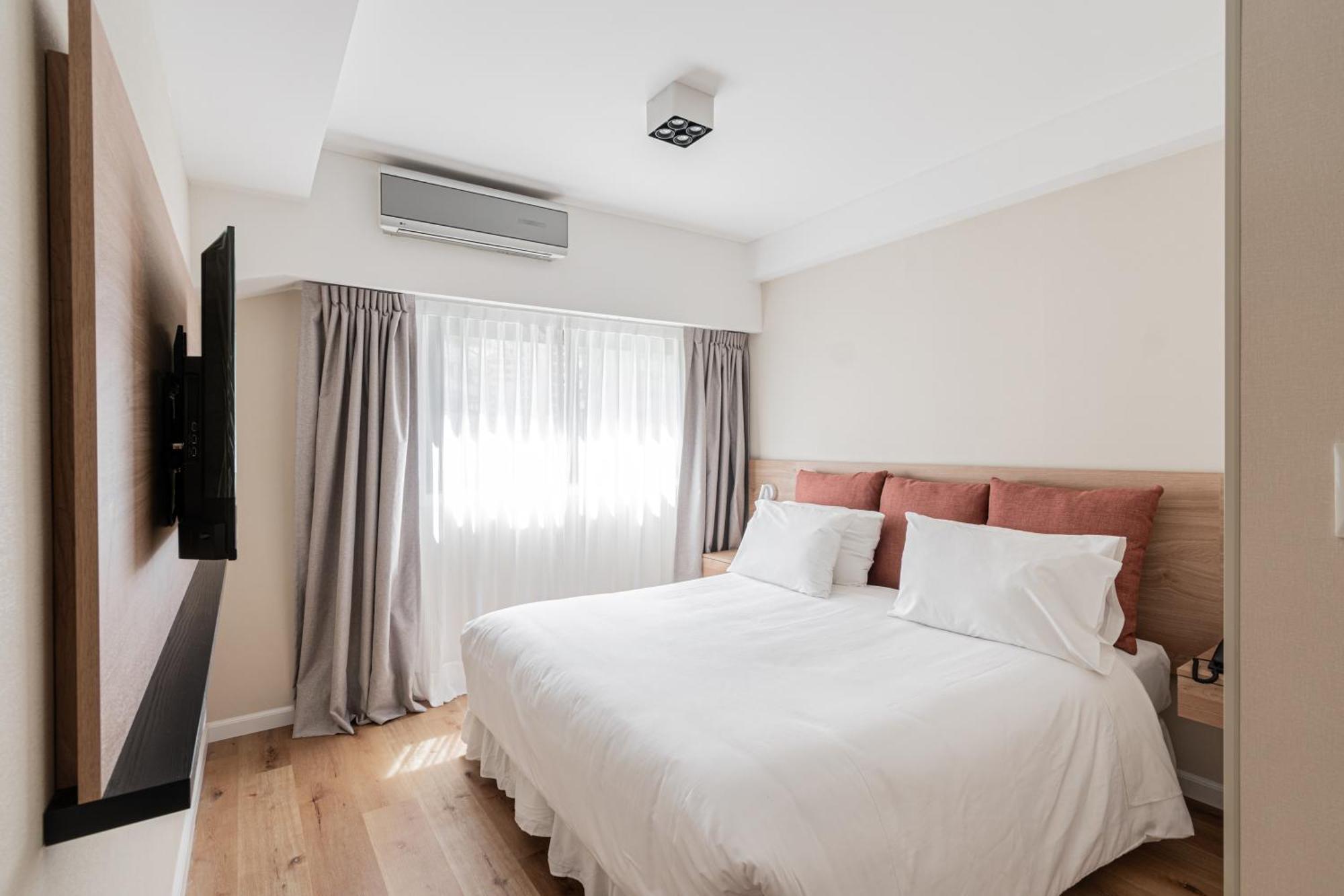 Feir's Park & Rooftop Hotel