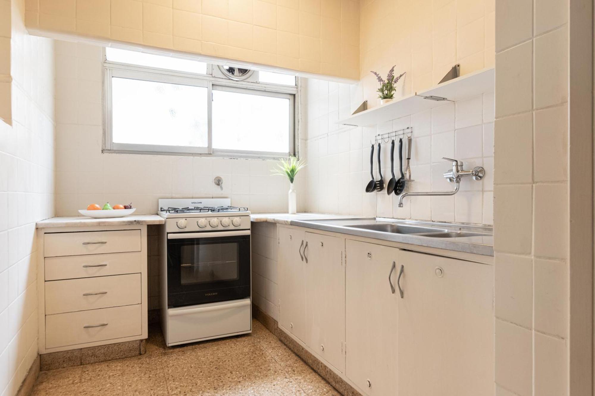 Fliphaus Libertador 1100 - 3 Bd Recoleta Apartment *