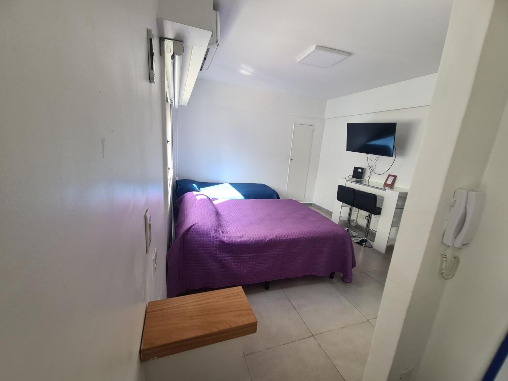 Apartment Av. Corrientes 1670 - Paseo La Plaza - *