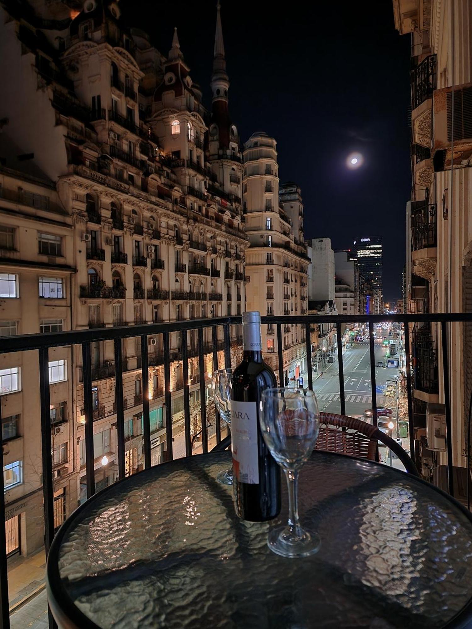 Lindo Apto Cerca Del Obelisco!con Balcon Buenos Aires