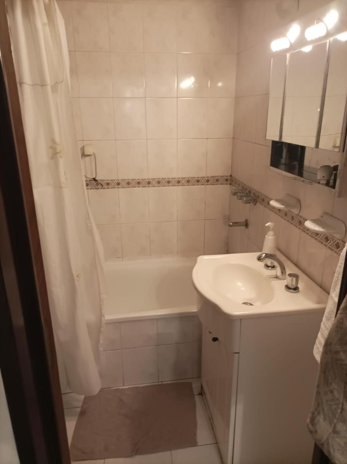 Apartamento Calido En Belgrano Apartamento