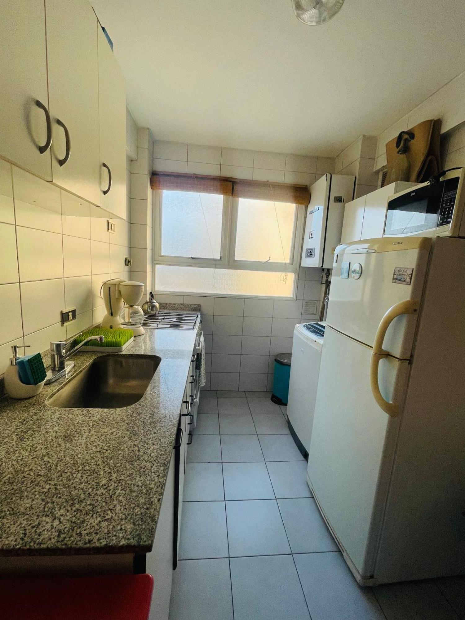 Casti Apartment *