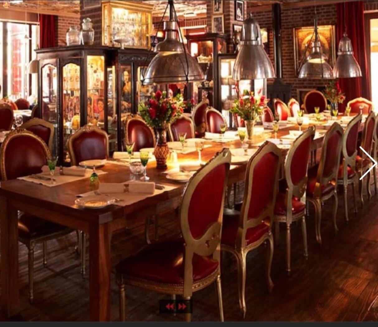 Hotel Master En Porteno Building