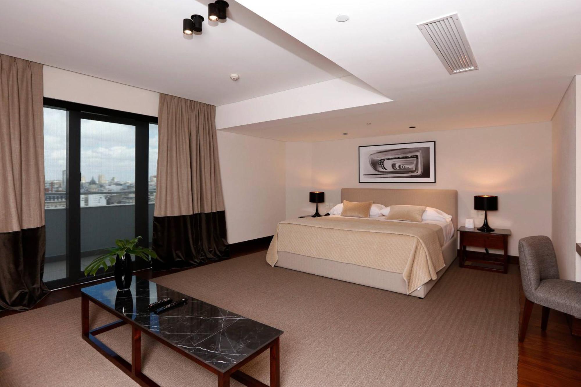 Marriott Hotel 5*