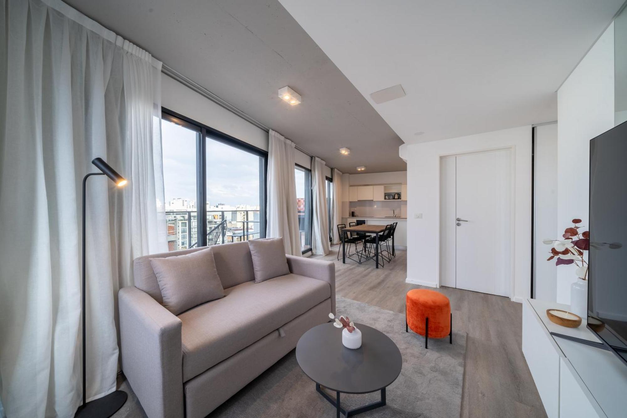 La Vie Palermo Hollywood Apartment