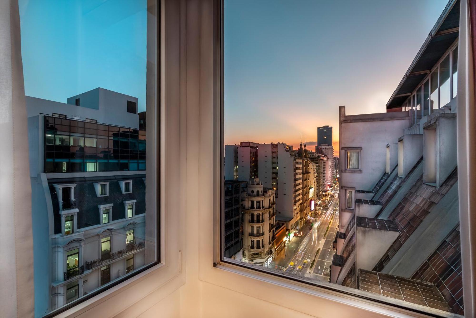 Hotel Broadway &