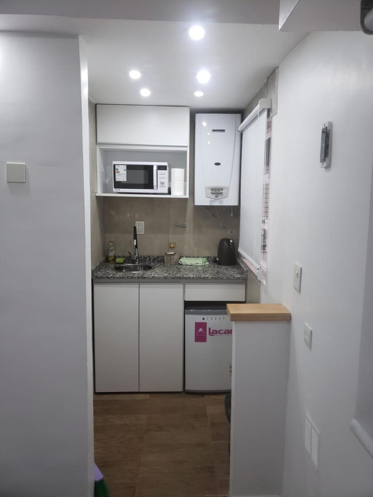 Av. Corrientes 1670 - Paseo La Plaza - Apartment Buenos Aires