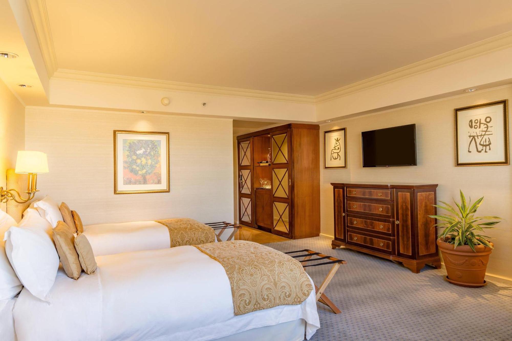 Hotel Park Tower, A Luxury Collection Hotel,