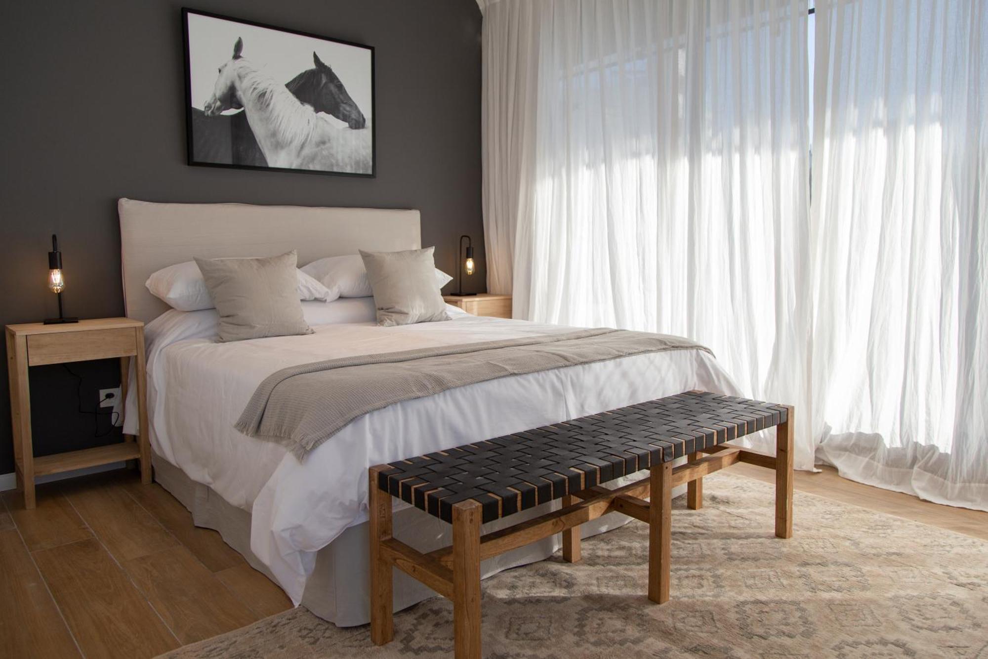Pinea Beautiful Apartment *