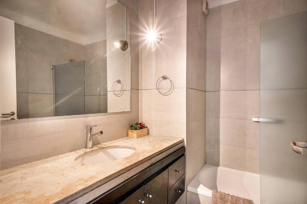 Apartment High Floor 3br *