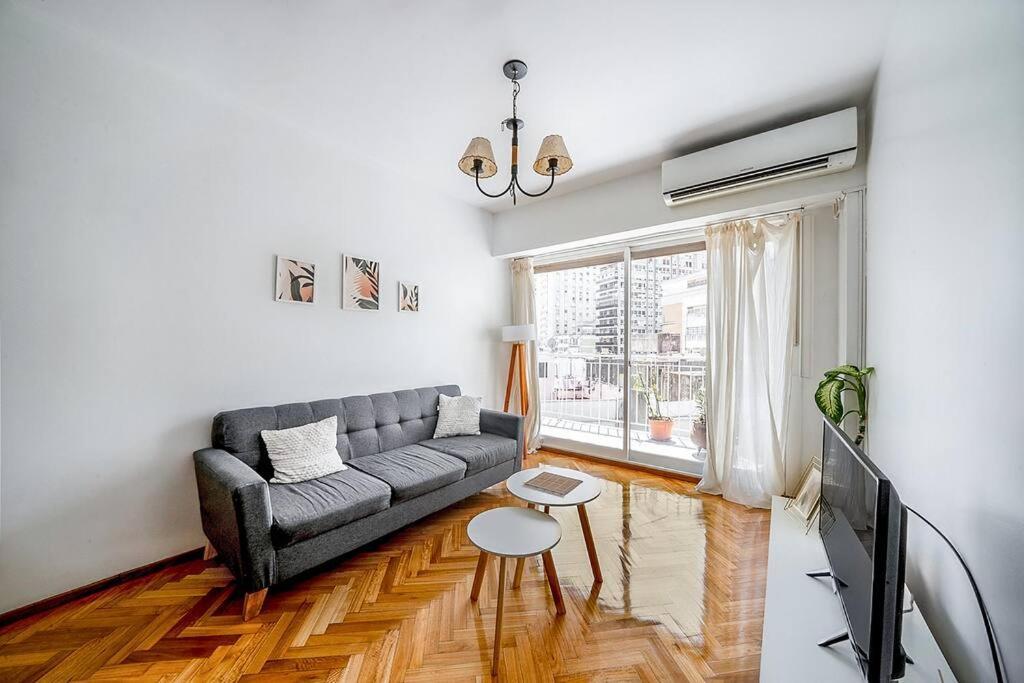 High Floor 3br Apartment
