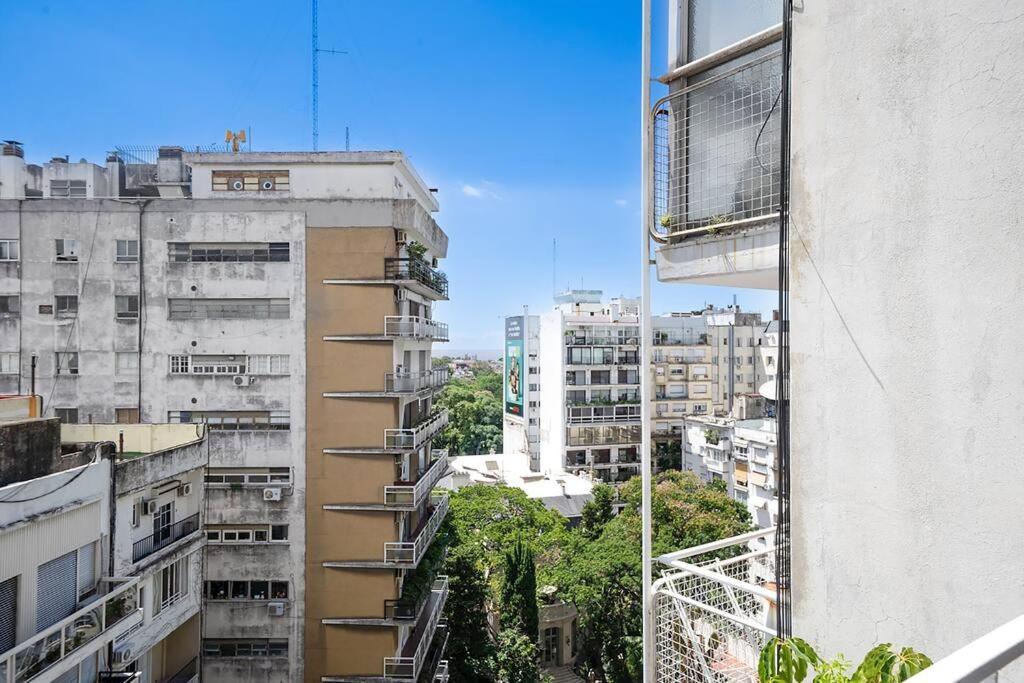 High Floor 3br Apartment
