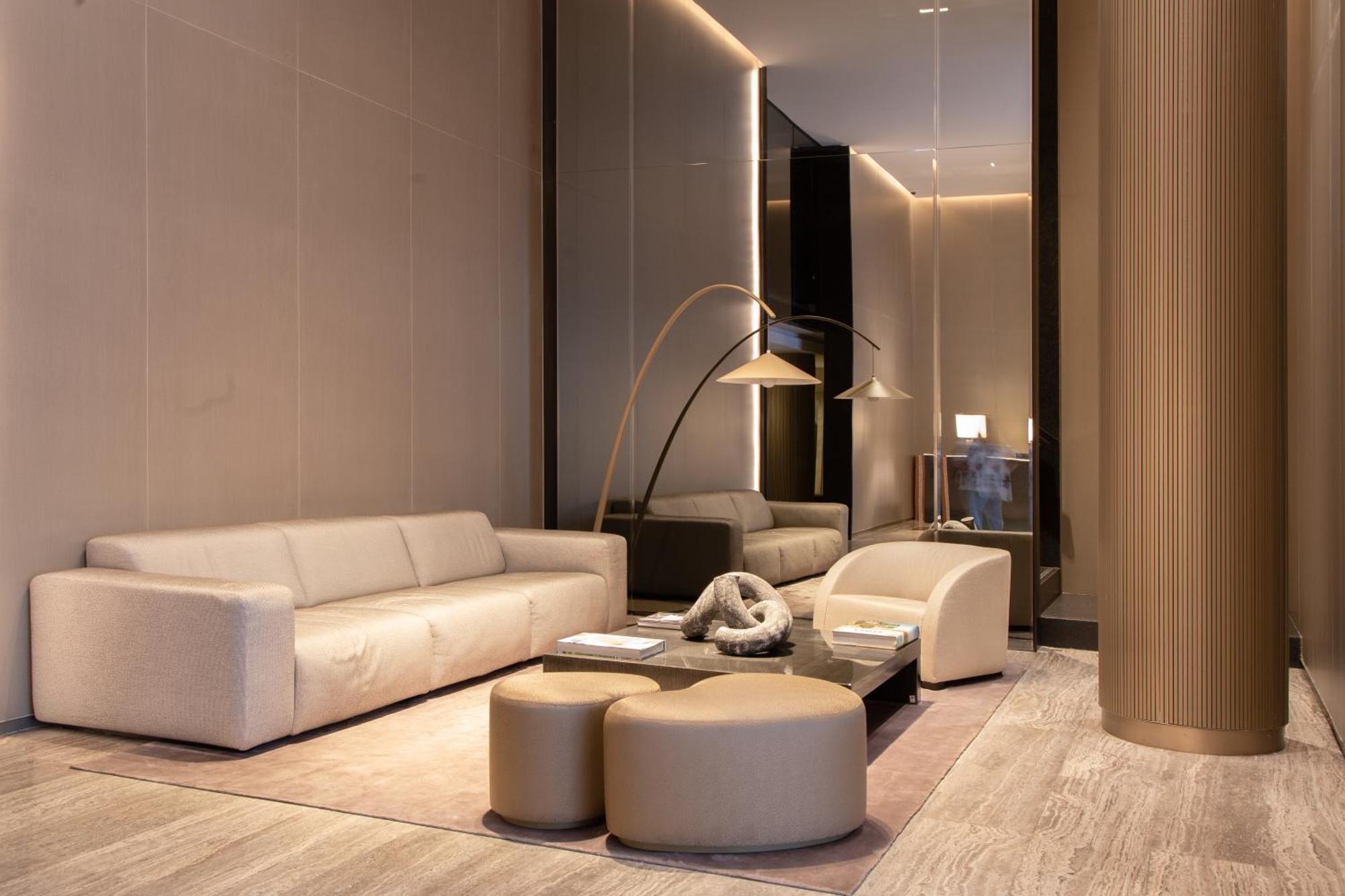 Deco Armani Beautiful Studio
