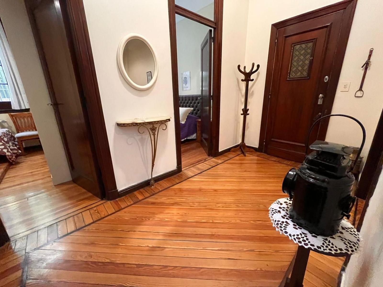 Apartment Cozy In San Telmo. Buenos Aires