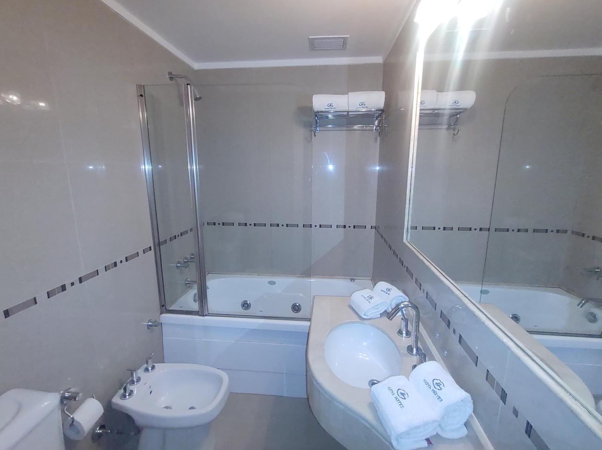 Goya Ba Hotel 2*