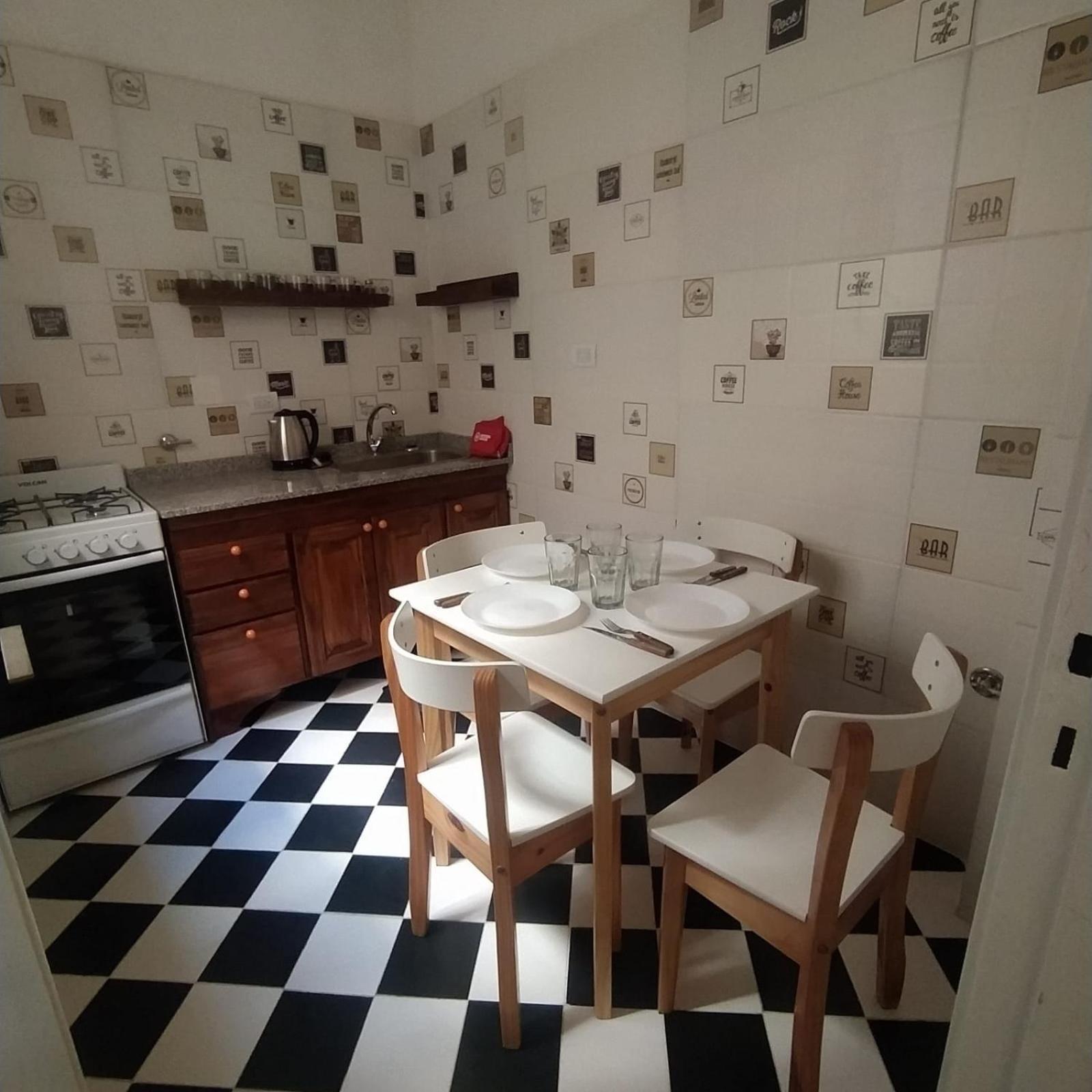 Ciudad De - Proximo A La Recoleta Teatro Colon Obelisco - Ideal Parejas Y Familias A *