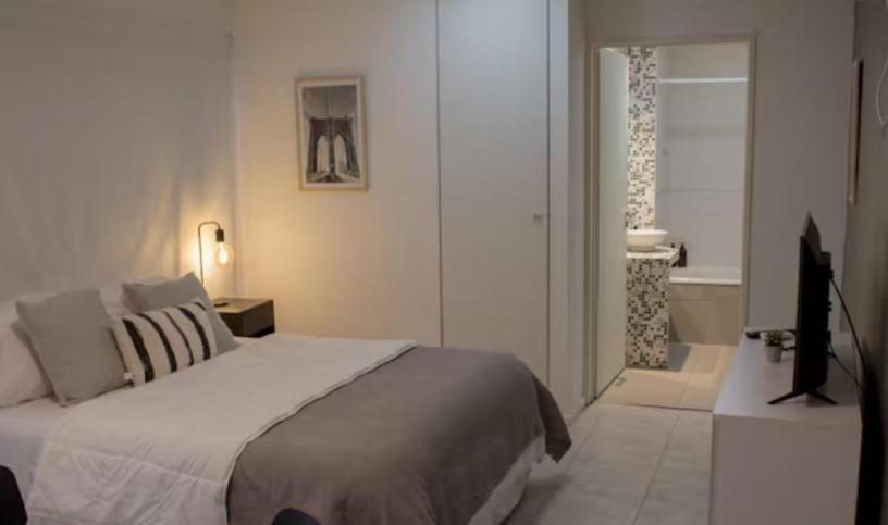 Nomad Defensa Apartment *