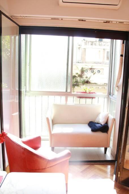 Departamento A Metros De Plaza Dorrego, San Telmo *
