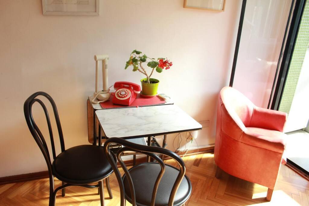 Departamento A Metros De Plaza Dorrego, San Telmo Apartment *