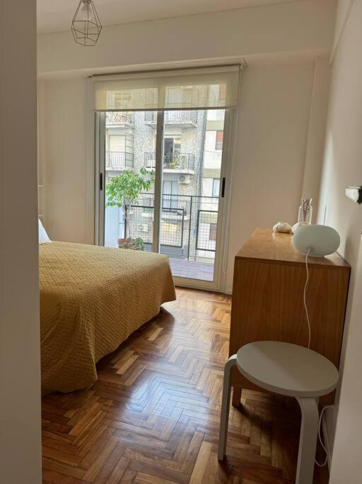 Dpto En Excelente Ubicacion, Muy Luminoso Y Comodo, A Media Cuadra Del Subte Apartamento Buenos Aires