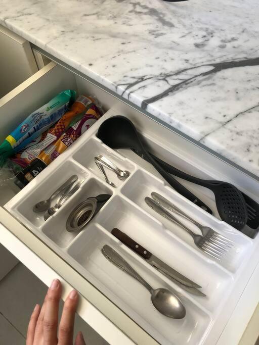 Apartamento Dpto En Excelente Ubicacion, Muy Luminoso Y Comodo, A Media Cuadra Del Subte