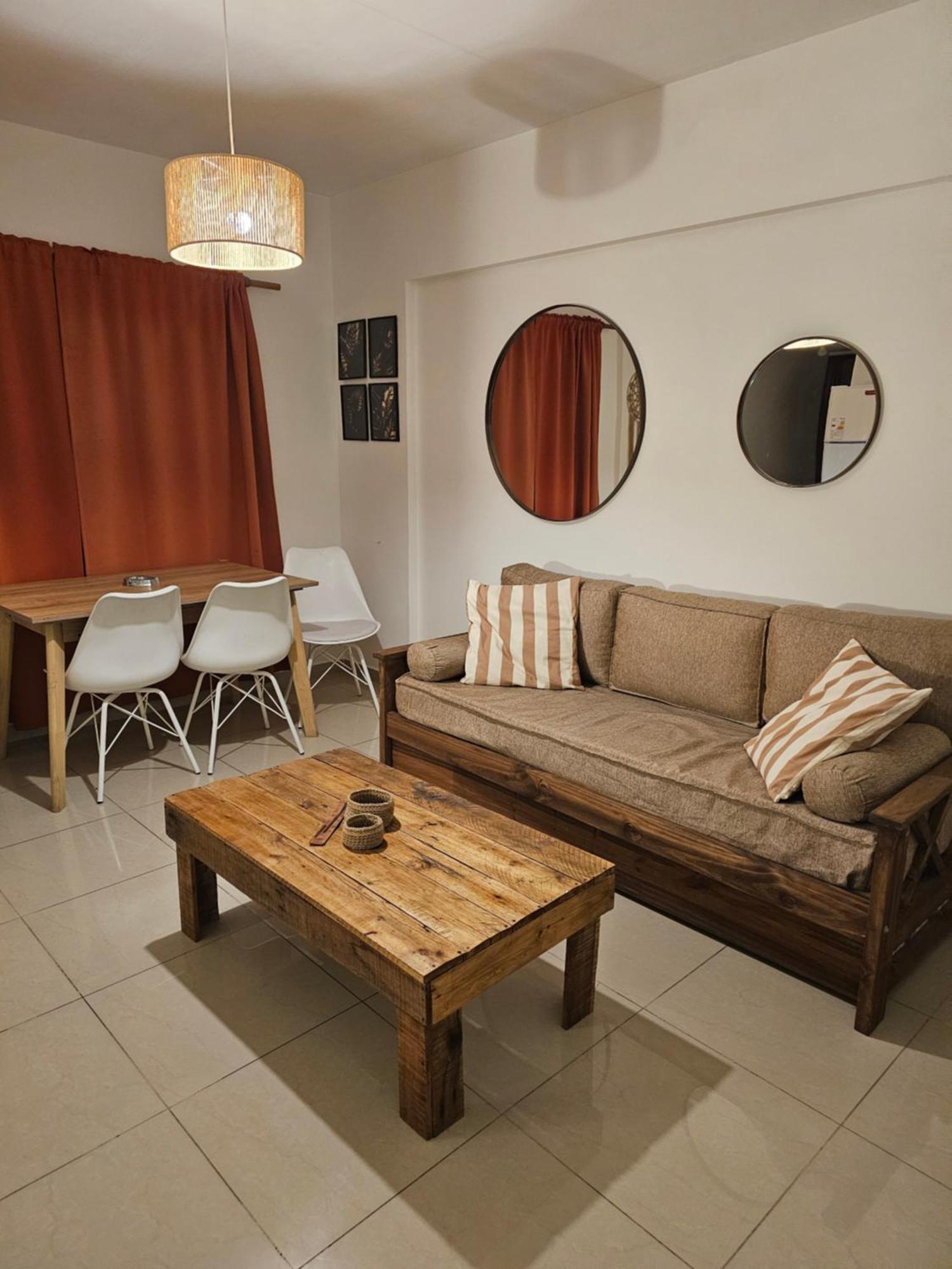 Apartment Palermo 3 *
