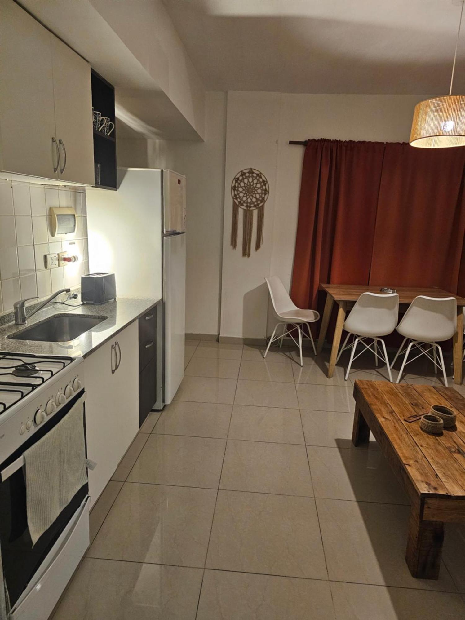 Apartment Palermo 3 *