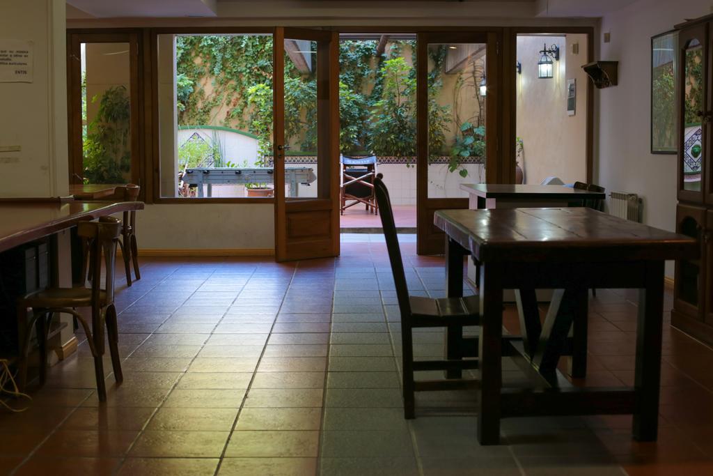 Pensión Entis Residencia Universitaria