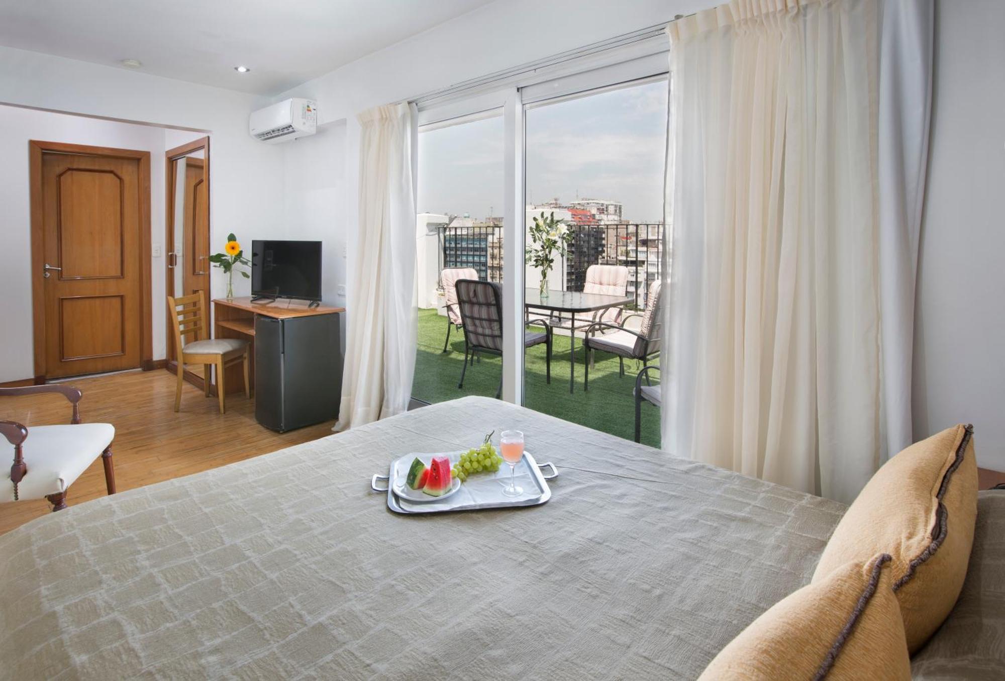Hotel Embajador 3*