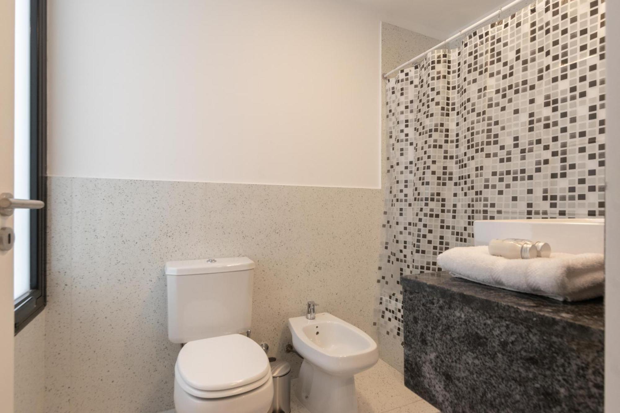 Holiday home Fliphaus Malabia 2100 - Lux 5 Bd Pool & Patio Buenos Aires