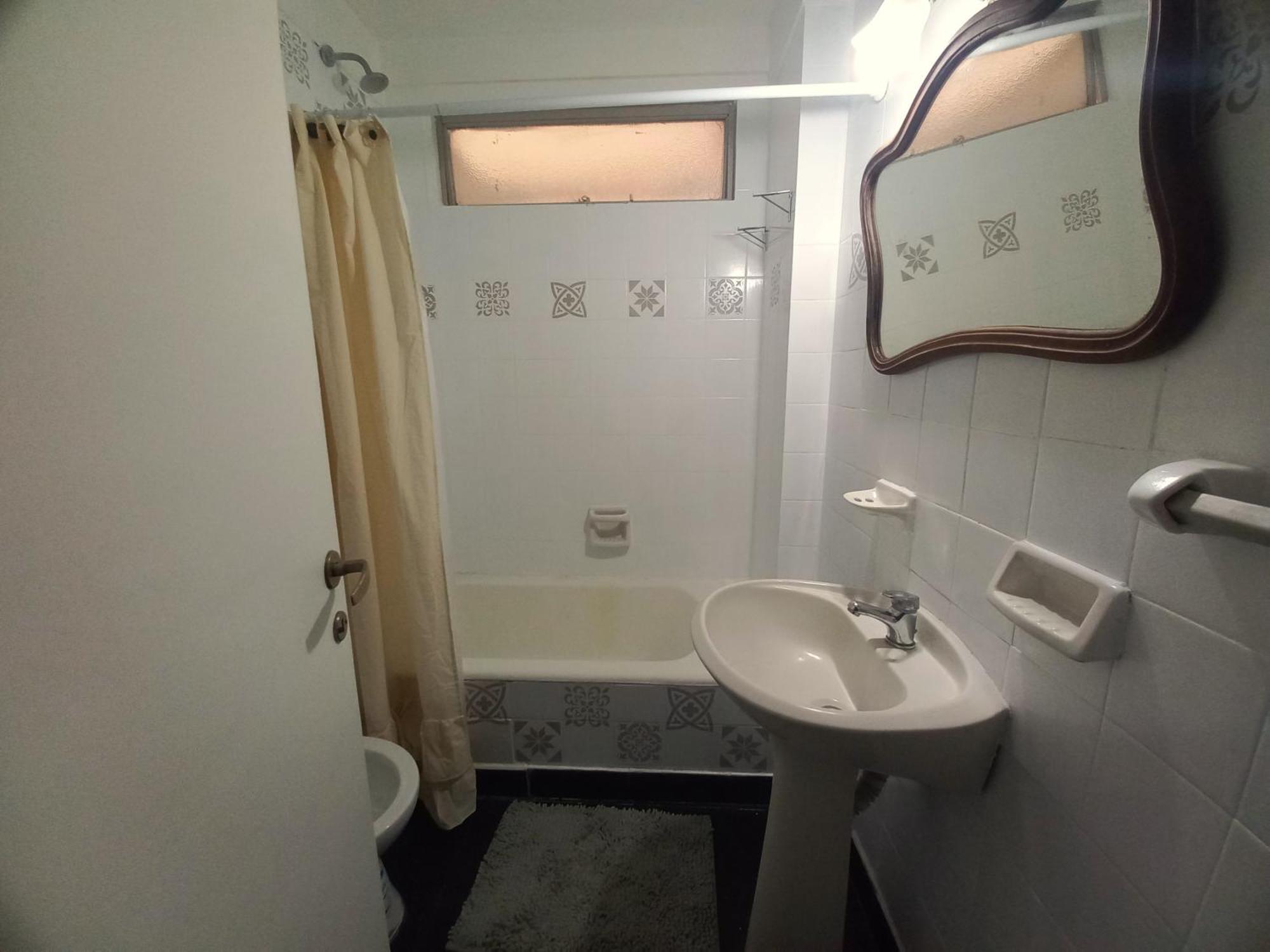 Apartment Hermoso Y Amplio Departamento En Caballito 4 Personas Buenos Aires