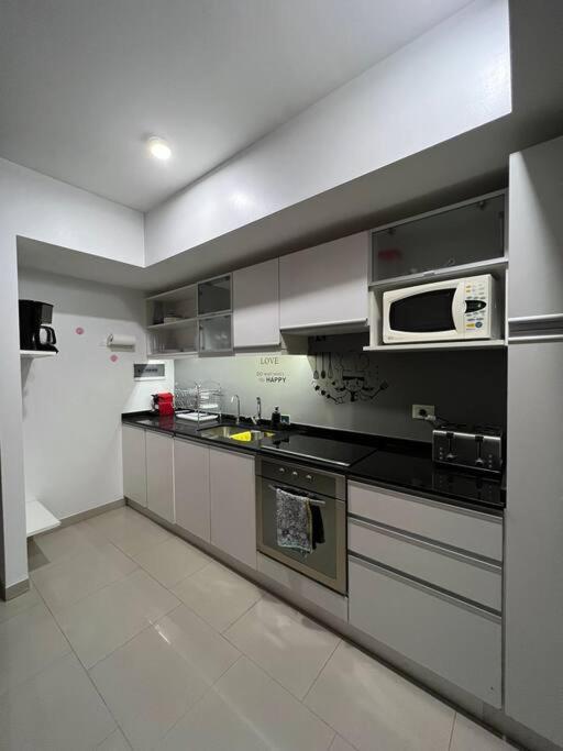 Departamento Completo Palermo Con Pileta, Gym, Parrilla. Ciudad De Buenos Aires. Buenos Aires
