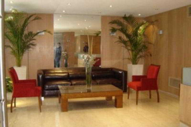 Premier Arenales Suites