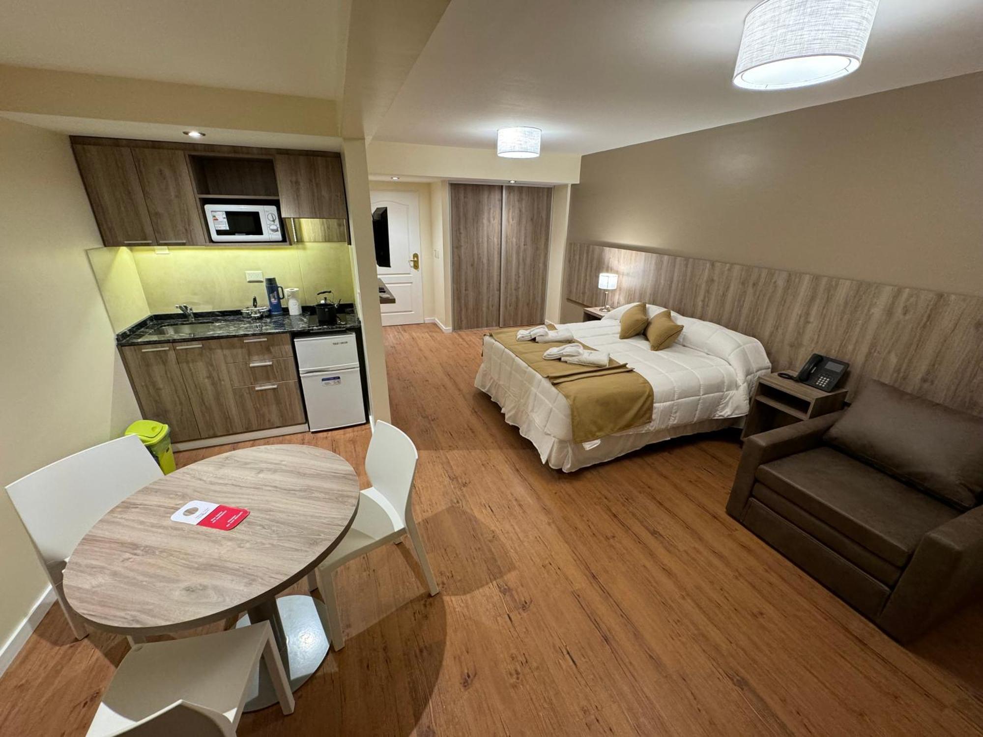 Hotel Intersur