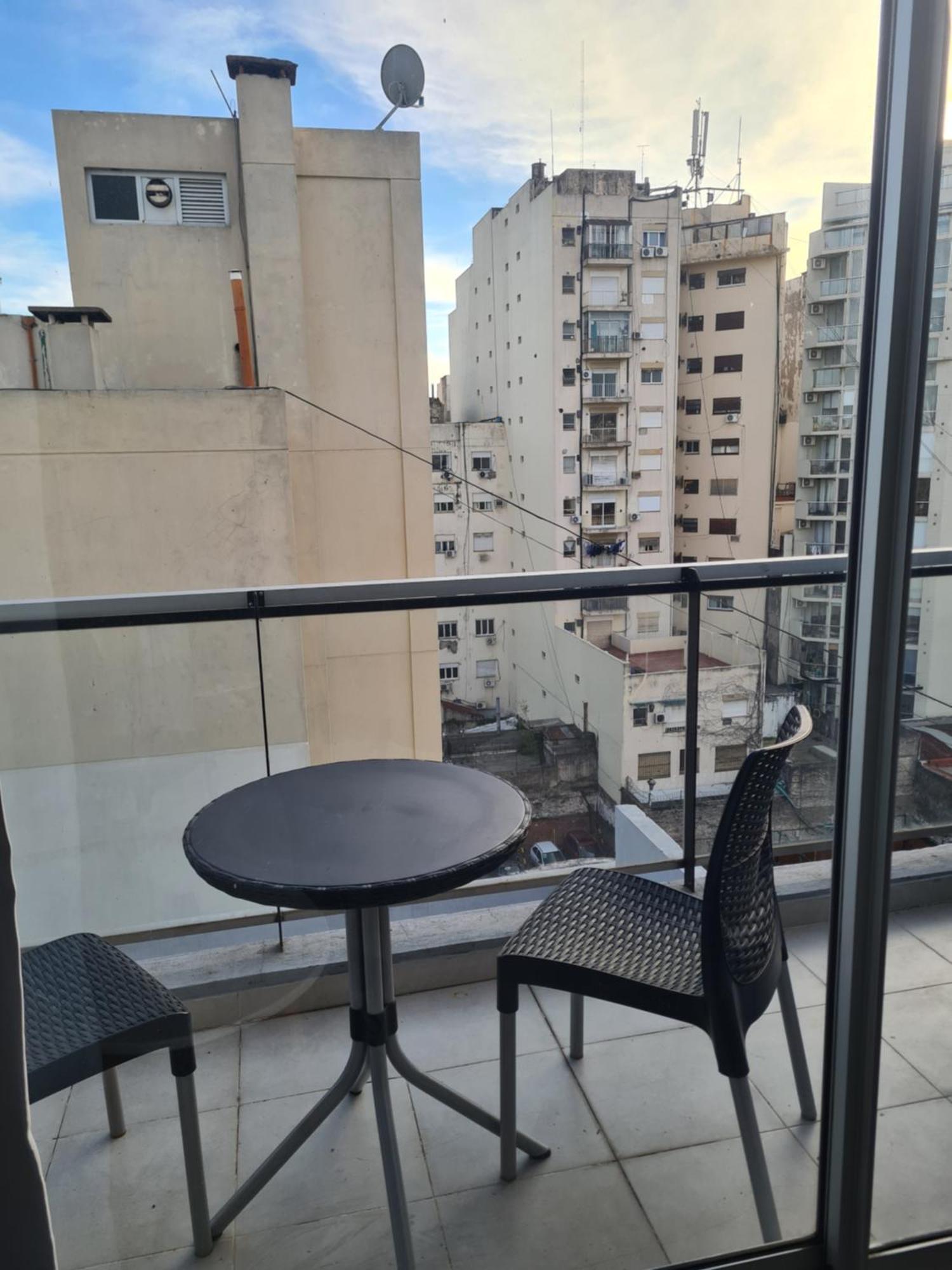 Apartment Departamento Amplio Piso Alto Balcon Muy Luminoso En San Telmo 93 Buenos Aires