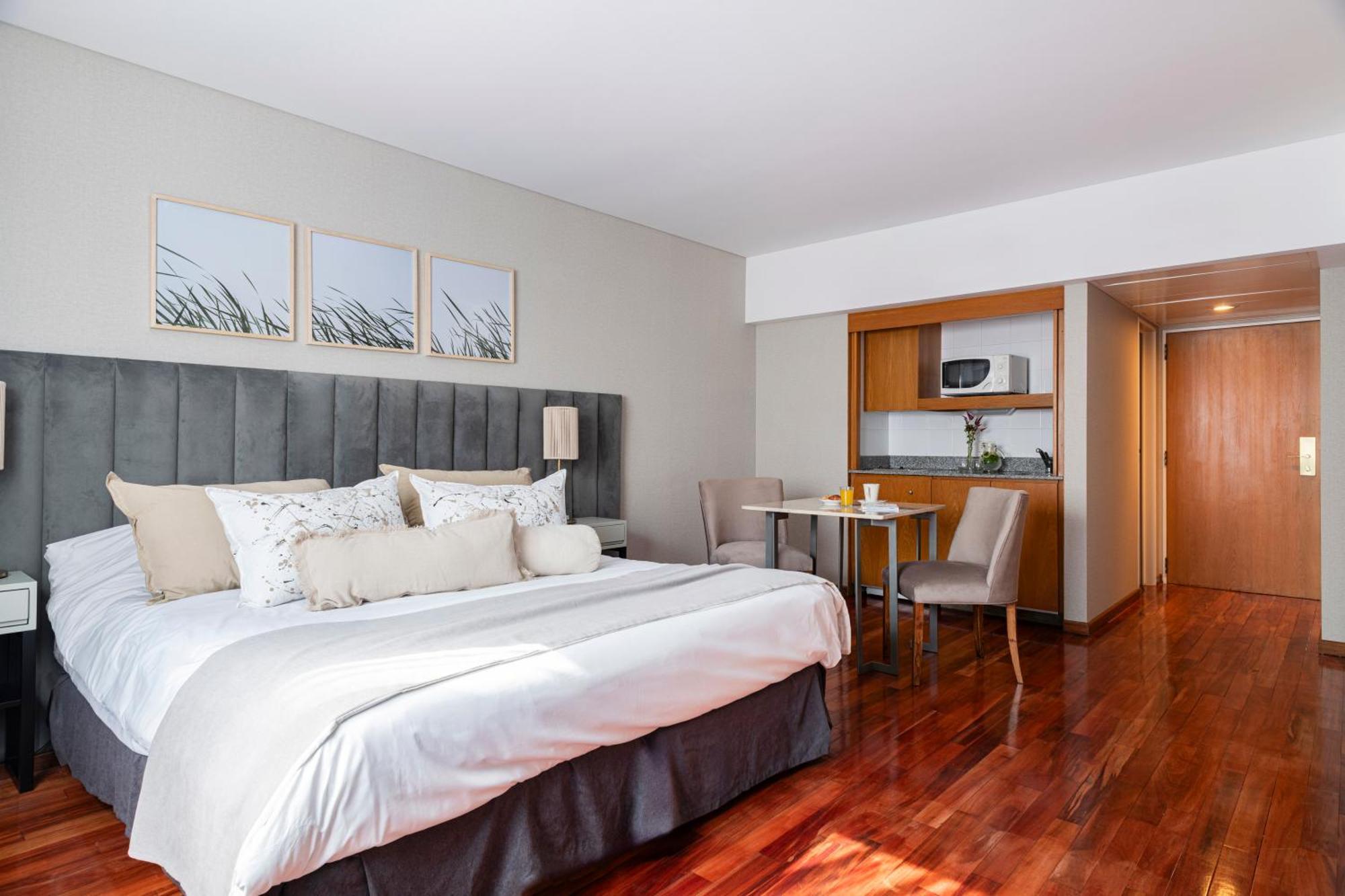 Hotel Argenta Tower & 4*