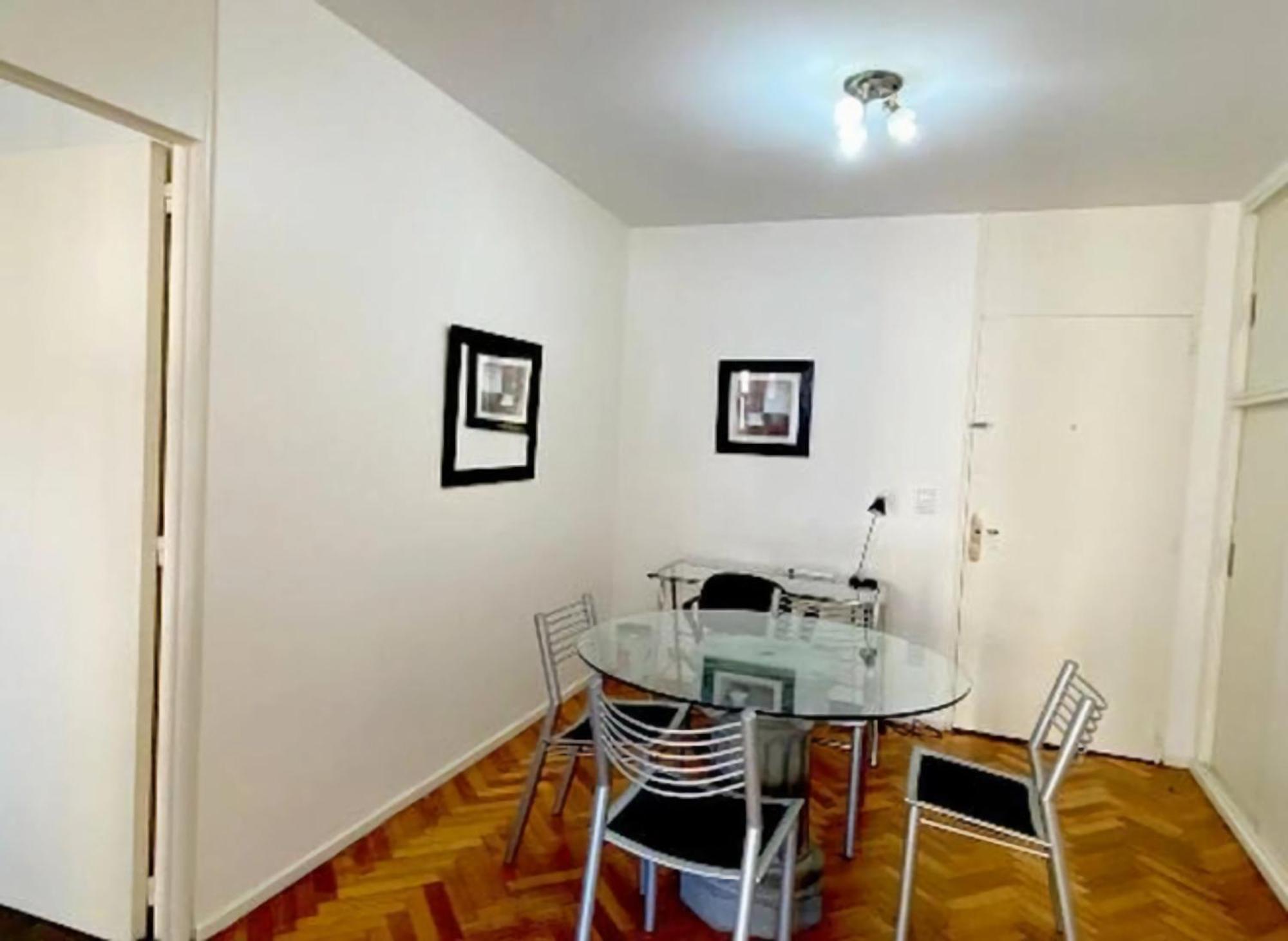 Downtown, Holiday And Shopping! Just A Few Meters From Florida Street, Apartment Buenos Aires