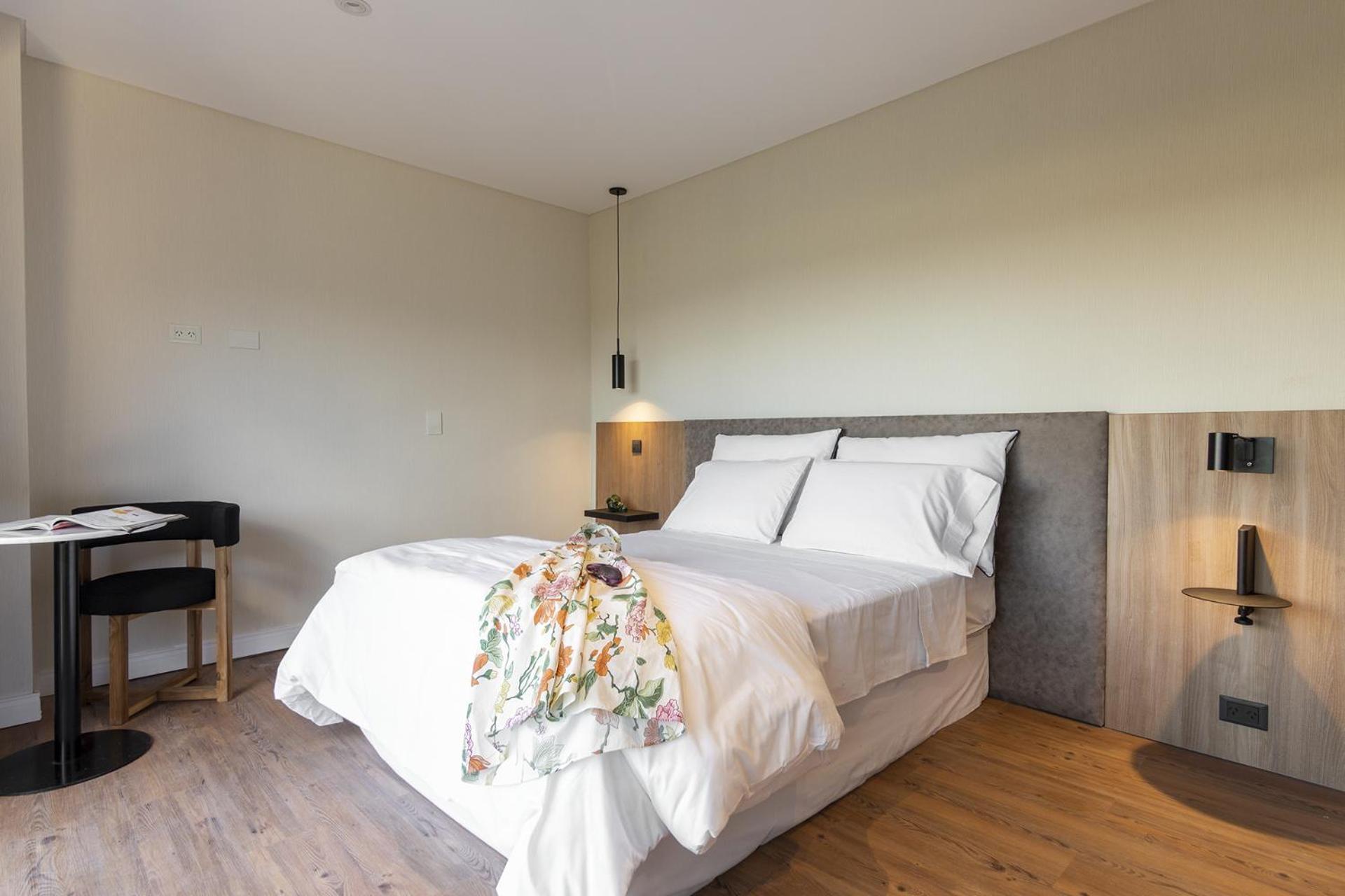 Clayton Hotel