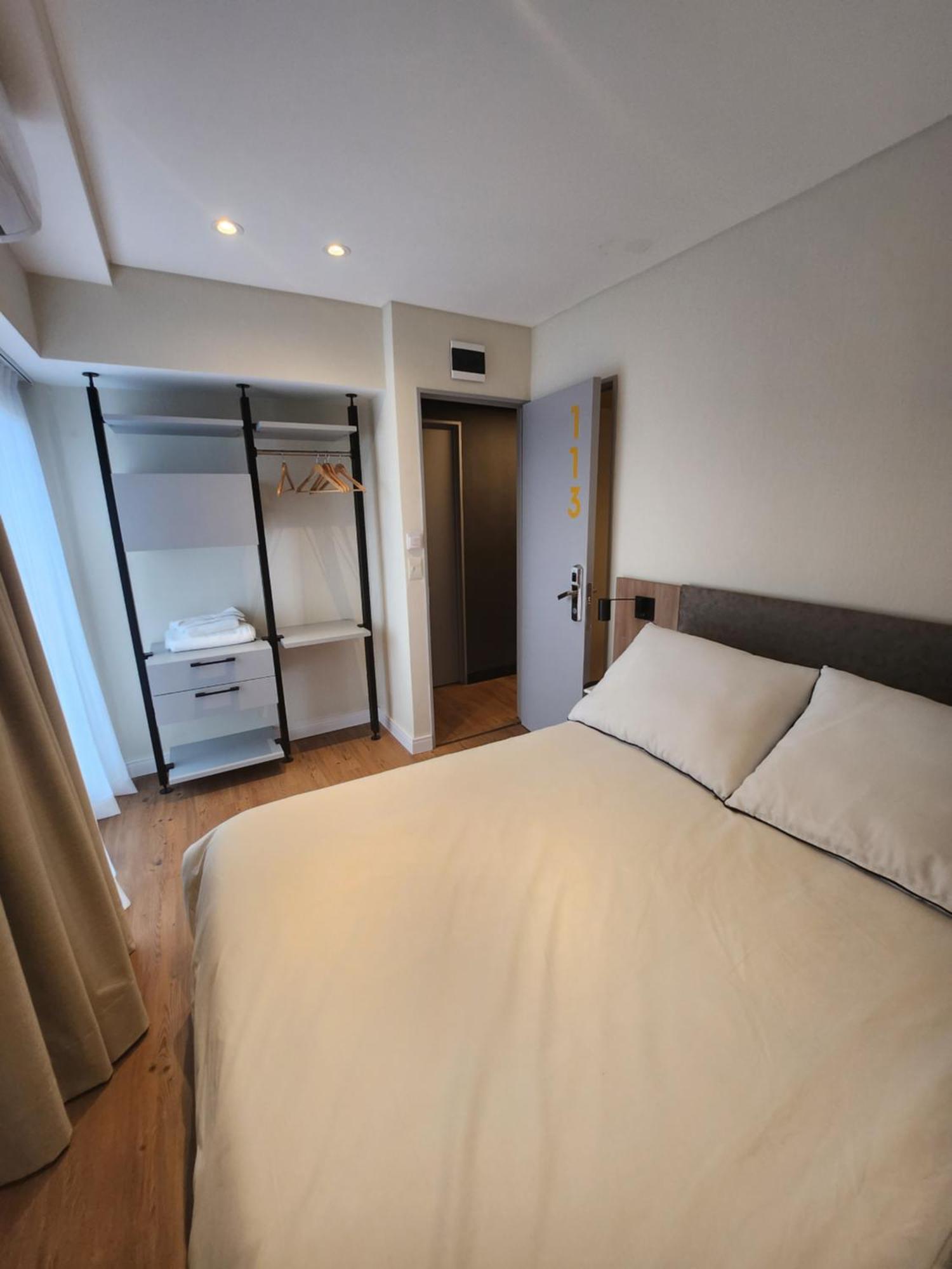 Clayton Hotel