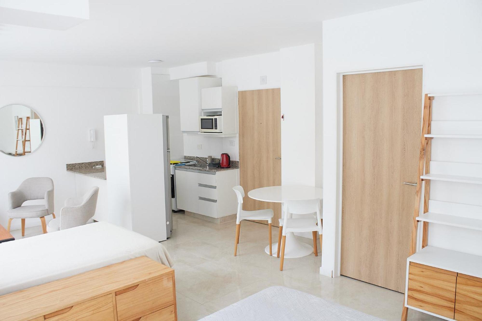Obelisco, Departamento Amplio Y Con Balcon Gigante! 83 Apartamento Buenos Aires