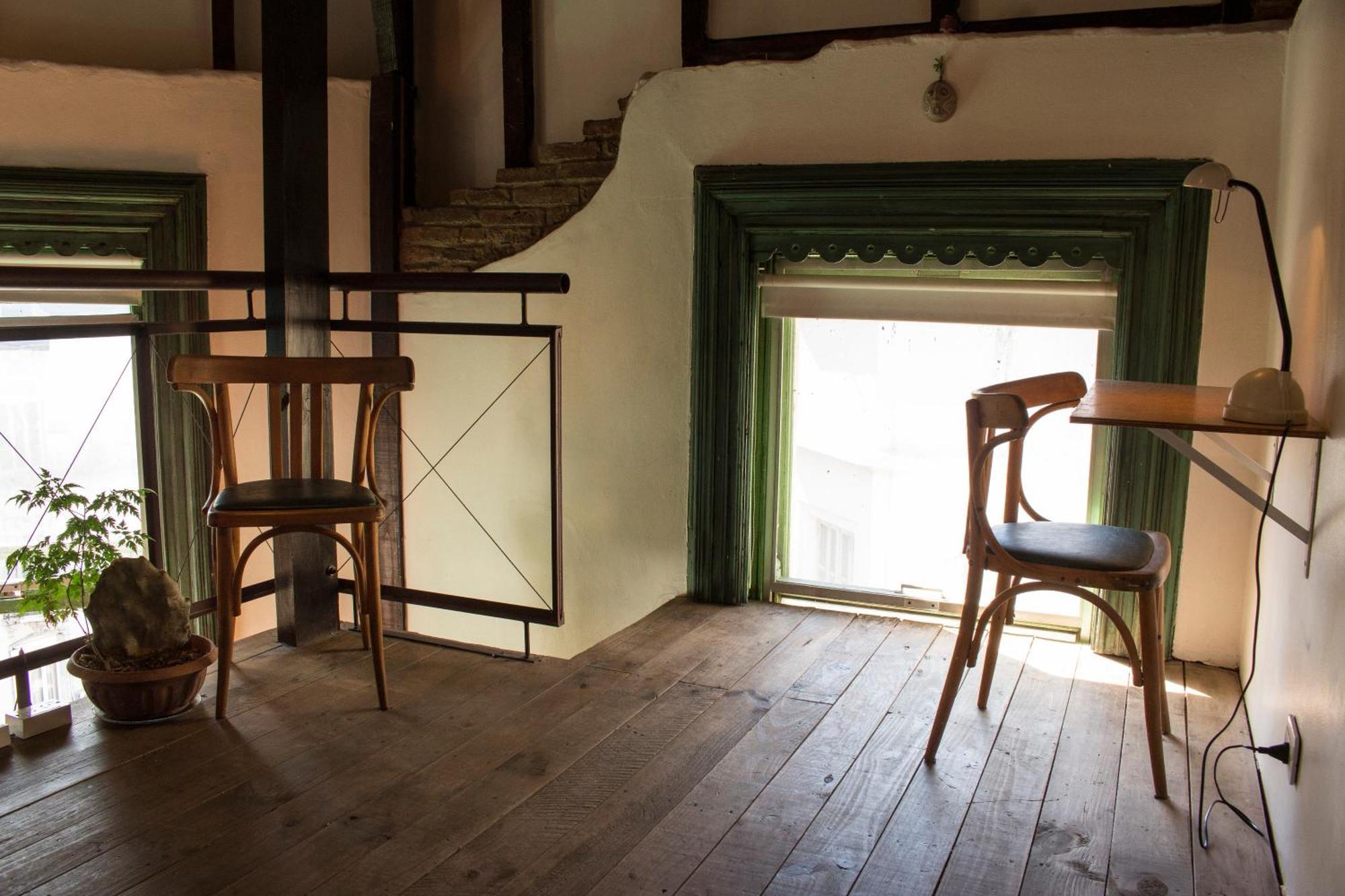 Loft Antiguo Sobre Av De Mayo * Buenos Aires