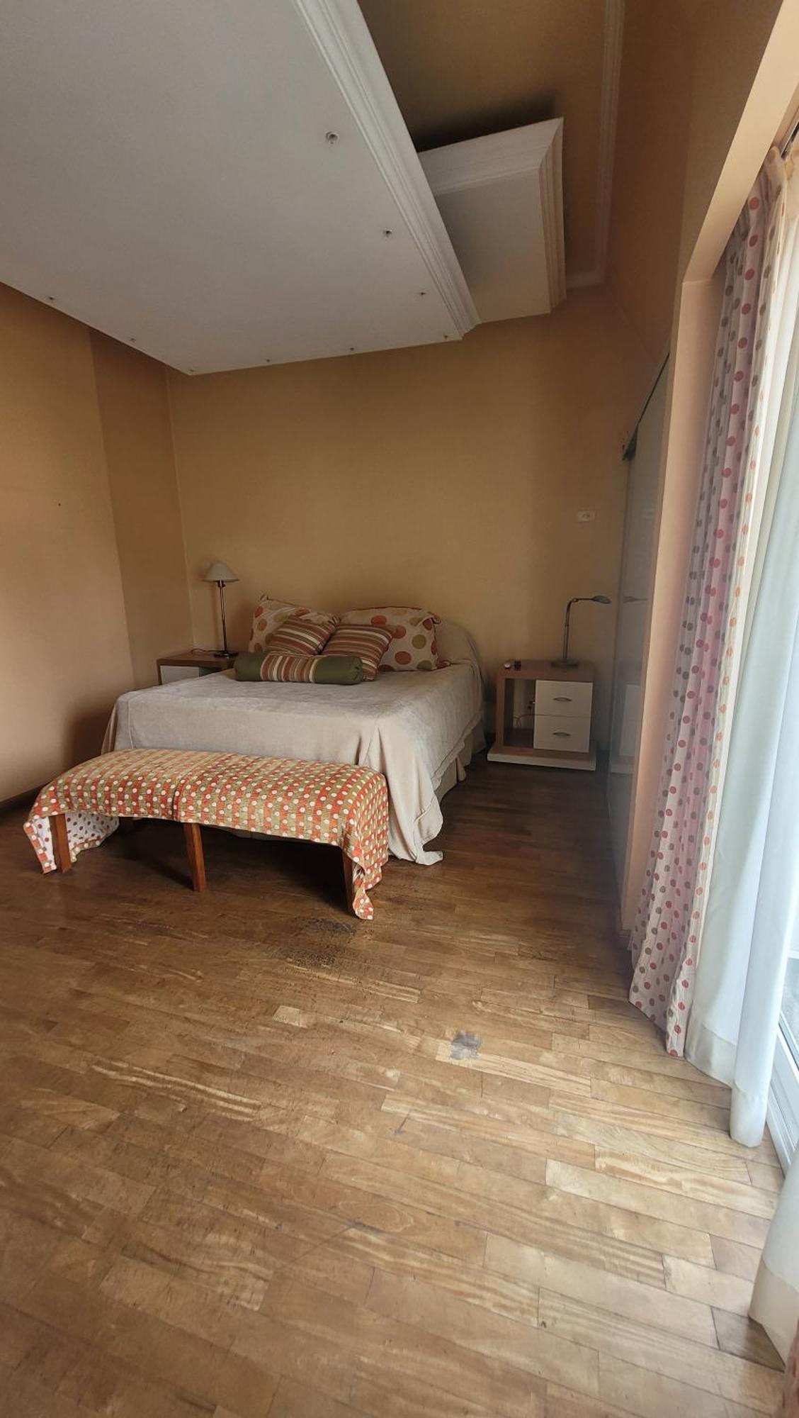 Apartamento Triplex Moderno En El Centro Porteno