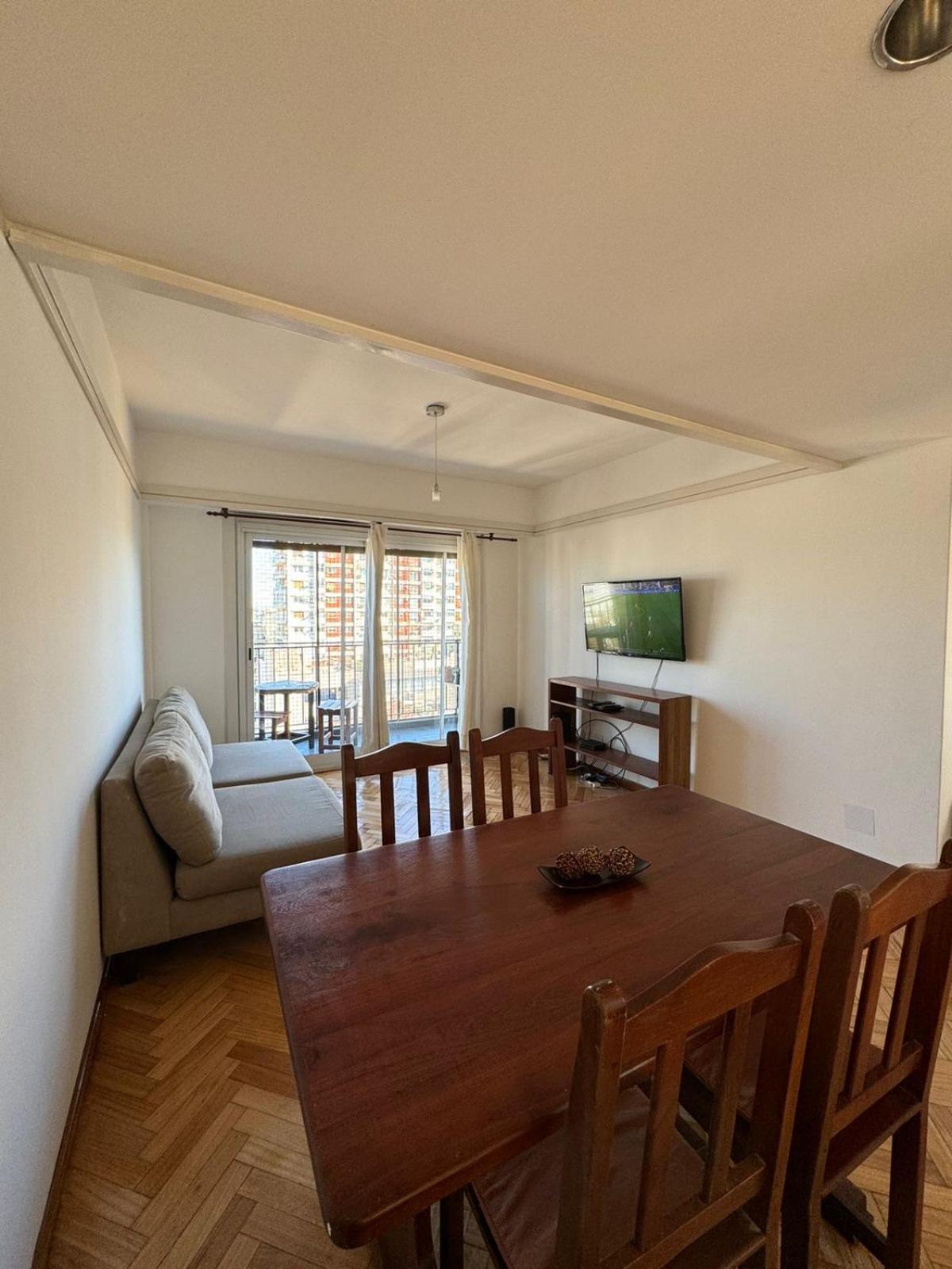 Santa Fe Apartment *