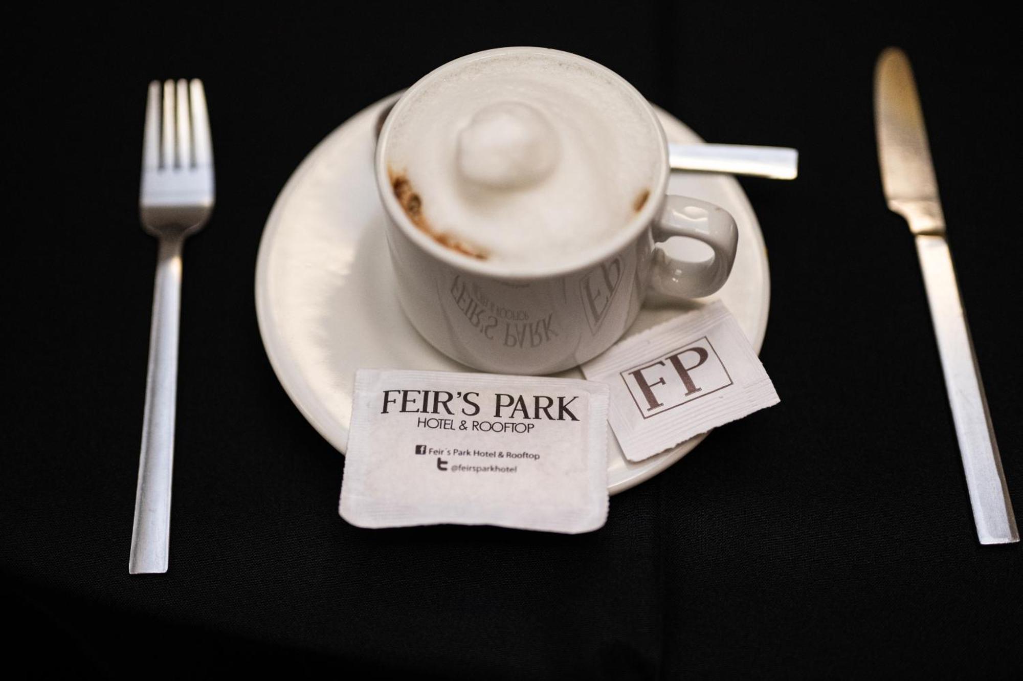 Feir's Park & Rooftop Hotel