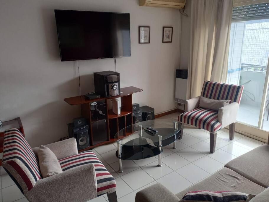 Crespo Balcon Cochera Frente Movistar Arena Apartment *