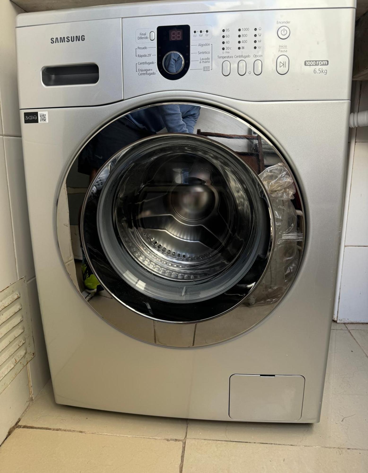 Azcuenagahome: Bright, Quiet In Prime Location Apartment *