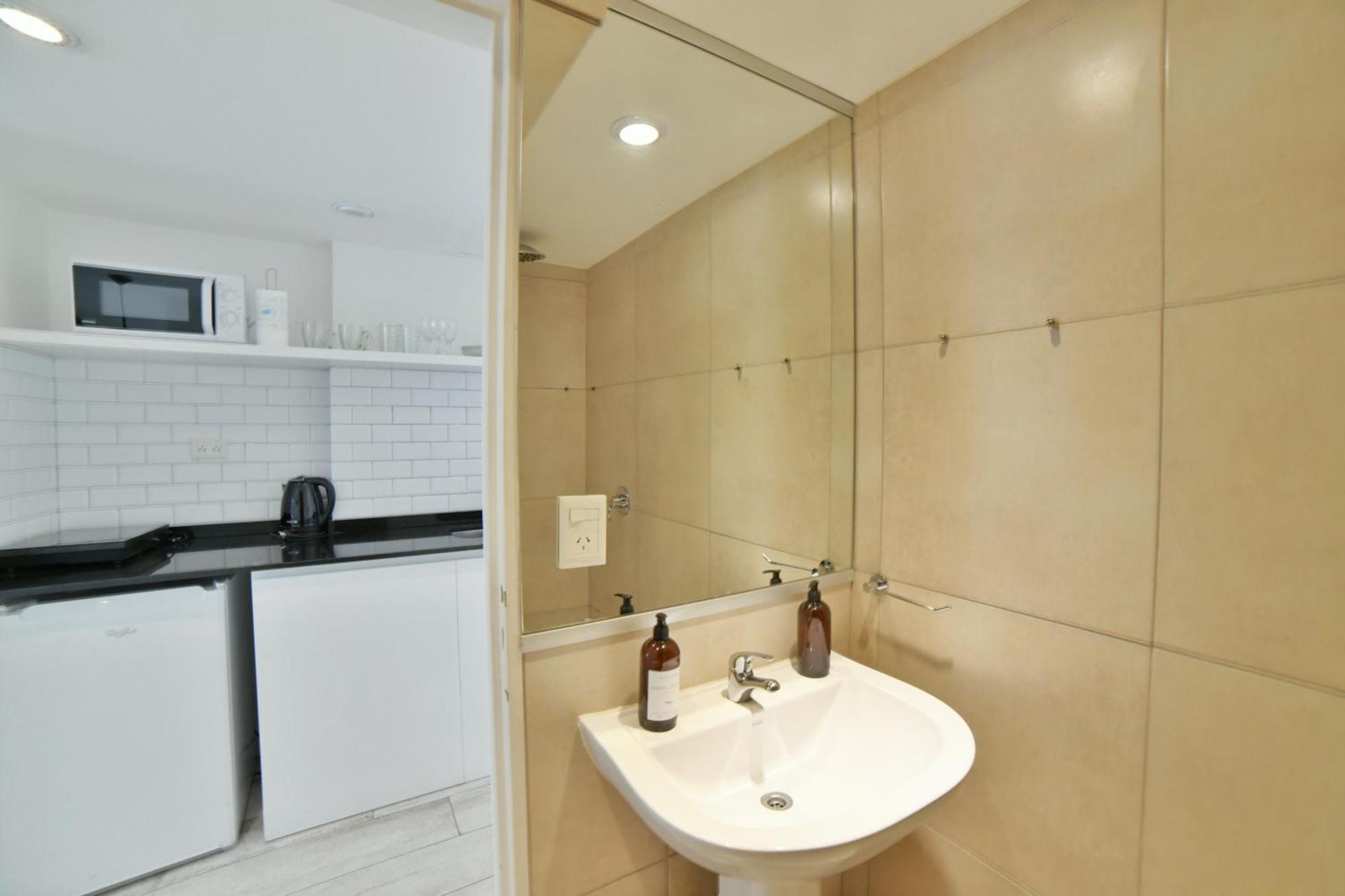 Apartment Maipu 812 Iii By Deppto Buenos Aires